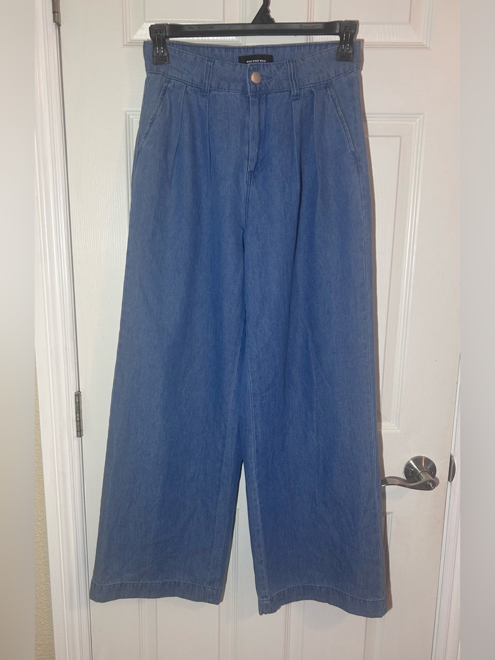 Who What Wear Medium Blue Pleated Wide Leg Denim Pants Sz 6